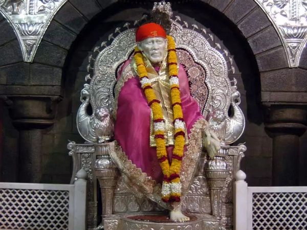Sai Baba Udhyapan Vidhi, Sai Baba Udhyapan Vidhi at home, Sai Baba Udhyapan Special Vidhi, Sai Baba Udhyapan Easy Vidhi,साईं बाबा व्रत उद्यापन विधि