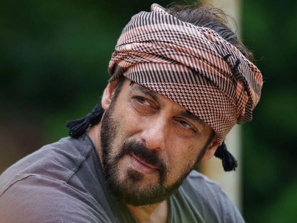 Salman Khan shows his painting skills in recent post his talent impresses fans