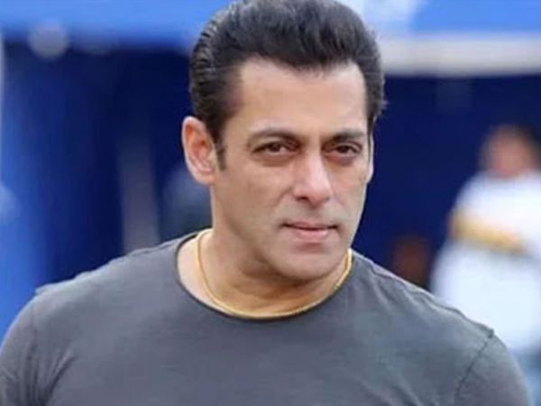 Salman Khan help Mumbai Police bollywood actor donates 1 lack hand sanitizers