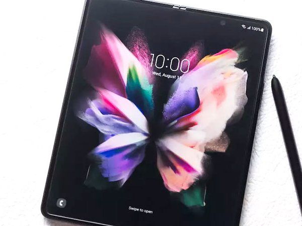 Samsung Galaxy Z Fold 3