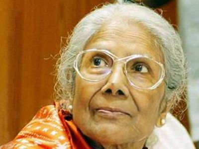 sandhya mukherjee dies 
