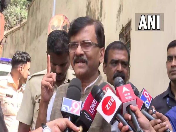 Sanjay Raut on MNS chief Raj Thackeray's ultimatum over loudspeakers,says- What ultimatum? It doesn't work here