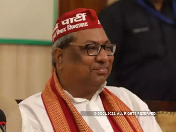 Hindi controversy, Amit Shah, Sanjay Nishad