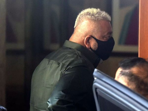 Bollywood Actor sanjay dutt new hairstyle 