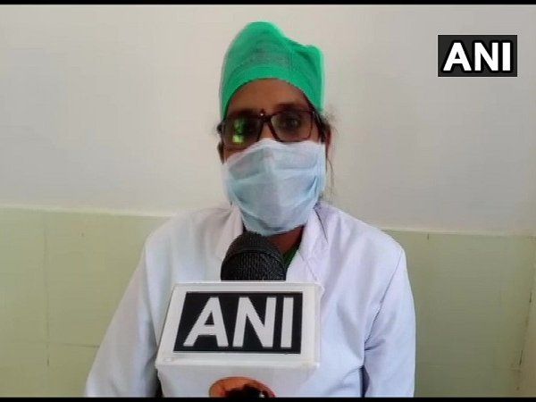 यूं ही नहीं अद्भुत है भारत, 8 महीने की गर्भवती हेल्थ वर्कर कोरोना को मात देने में जुटी