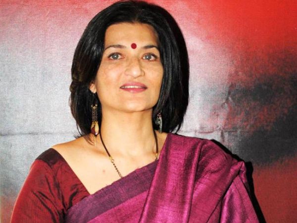 Actress Sarika
