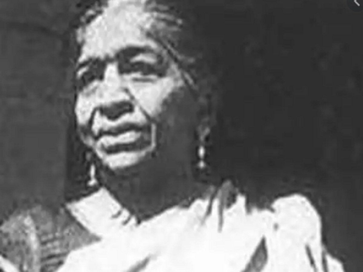 73 साल पहले आज ही के दिन हुआ था सरोजिनी नायडू का निधन, कहलाती थीं नाइटिंगेल ऑफ इंडिया