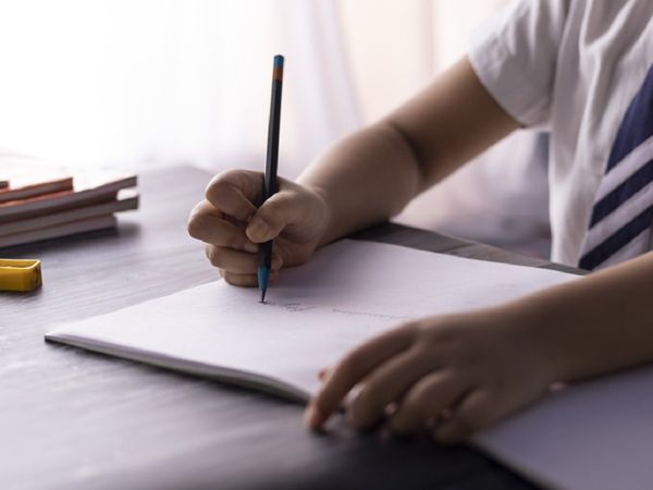 Mirzapur school principal hangs the Class-2 child by his leg from the first floor of the school building
