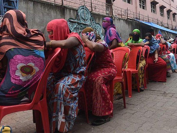 Sex Work: सुप्रीम कोर्ट ने 'कहा- पुलिस को यौनकर्मियों के साथ सम्मानजनक व्यवहार करना चाहिए,उनसे दुर्व्यवहार नहीं हो