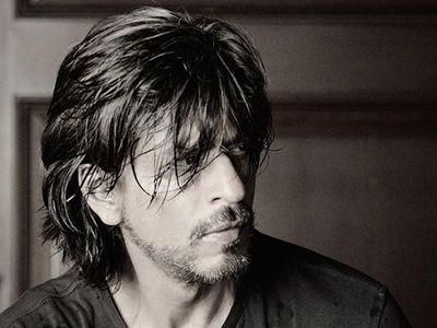 Shah Rukh Khan next project Rajkumar Hirani film or Siddharth Anand action entertainer Shah Rukh Khan next project Rajkumar Hirani film or Siddharth Anand action entertainer