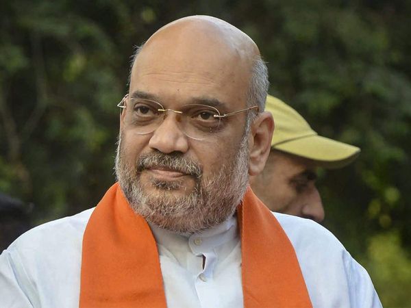 Amit Shah slams on Gupkar alliance over article 370
