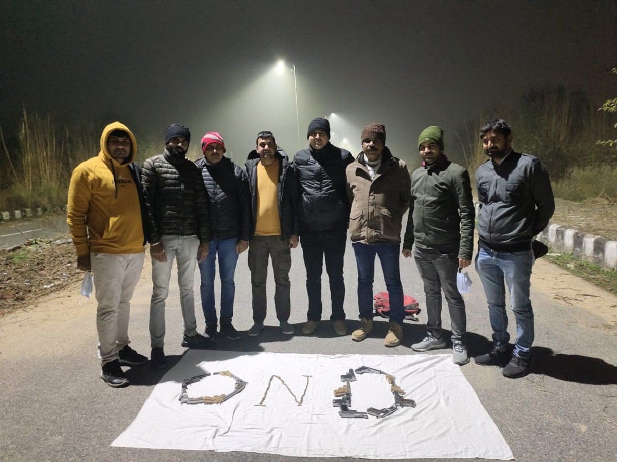 गणतंत्र दिवस से पहले दिल्ली पुलिस ने बड़ी मात्रा में अवैध हथियार जब्त किए, हथियार तस्कर गिरफ्तार