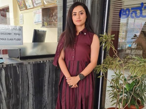 kannad actress Shanaya Katwe arrested 