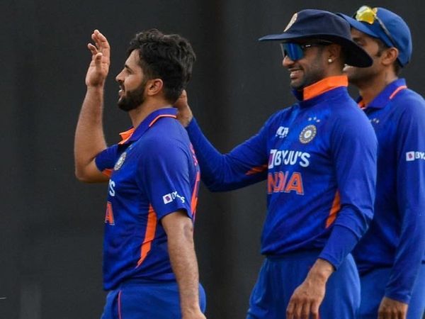 Shikhar Dhawan on Zimbabwe cricket team