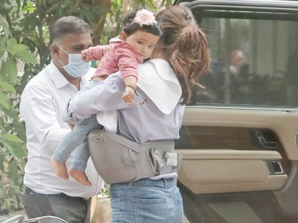 Samisha Raj kundra First face Picture Shilpa Shetty daughter photos Viral 