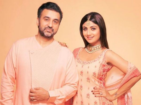 raj kundra deleted his twitter and instagram account, raj kundra deleted his two social media accounts