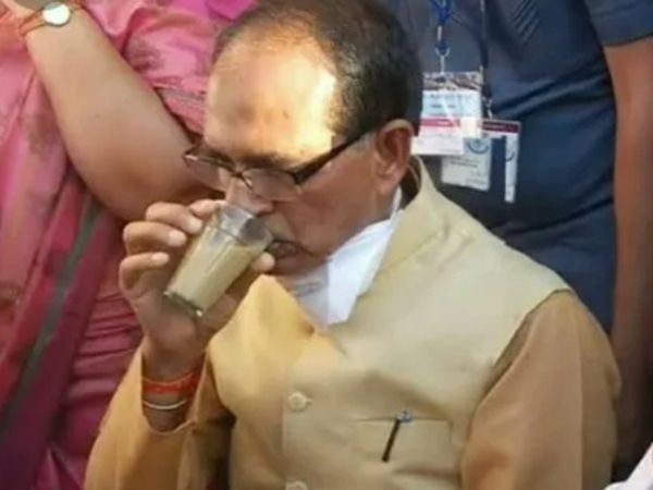 Officer Gave Cold Tea To Cm Shivraj Singh Chouhan gets show cause notice