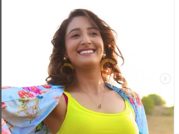 shivya pathania