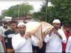 In Jaipur, Muslims not only shouldered Hindu Arthi, they also raised slogans of 'Ram Naam Satya Hai', set an example