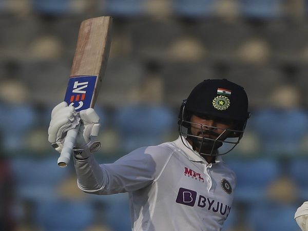 shreyas-Iyer-test-debut-fifty