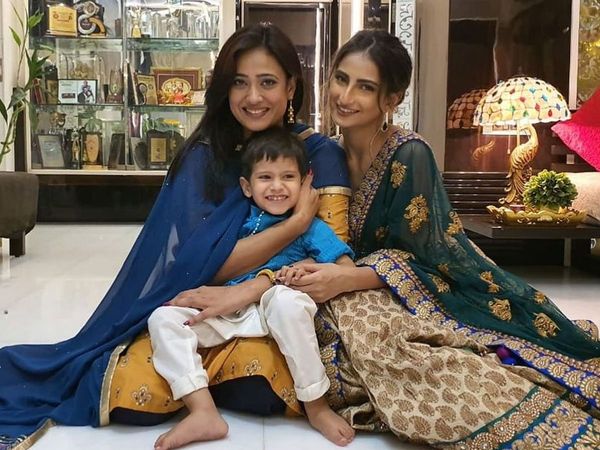 Shweta Tiwari with her Children