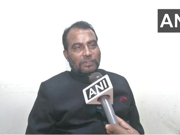 RJD leader Shyam Rajak says 17 JD(U) MLAs are in touch with us