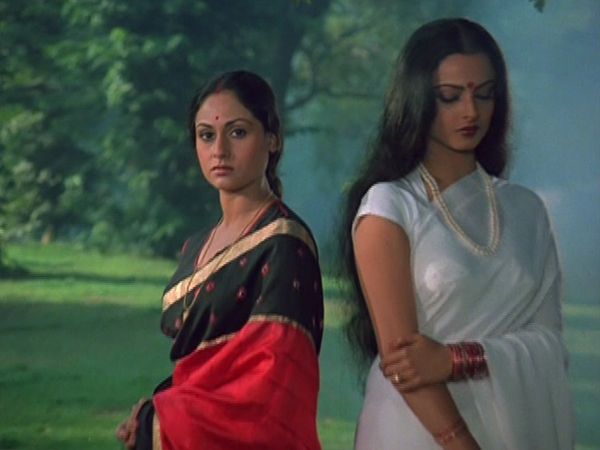 Silsila movie facts story cast jaya bachchan amitabh bachchan rekha love triangle bollywood throwback