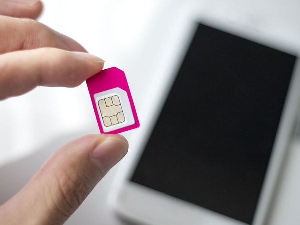 pakistan Block SIM cards who not getting corona vaccine 