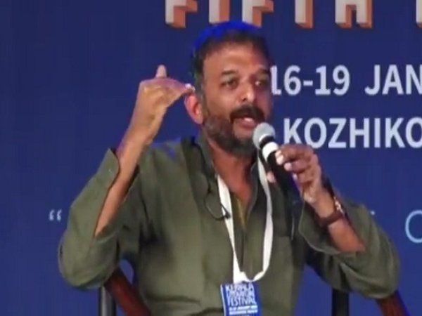 singer controversial statement on national anthem