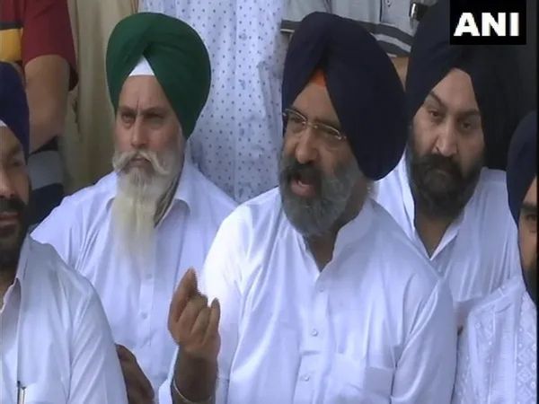  Akali Dal leader sirsa speaks on alleged forced conversion of Sikh girls in Kashmir 