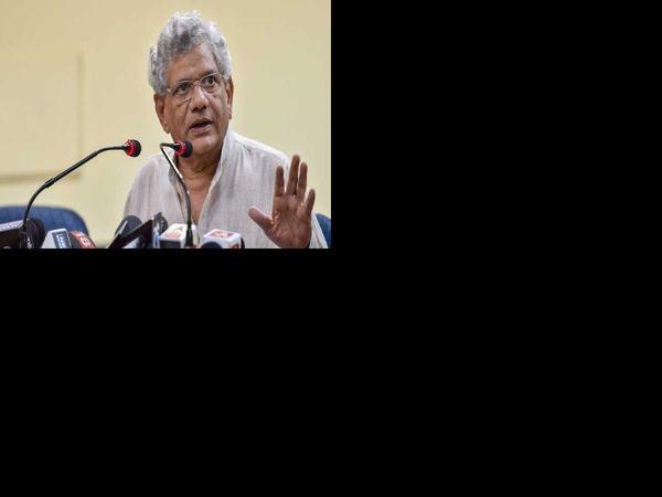 CAA: क्या आपातकाल और सीएए में है समानता, जानें सीताराम येचुरी के ट्ववीट के मायने