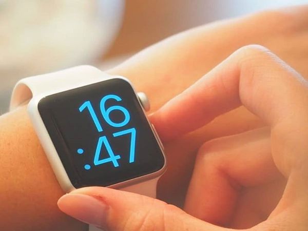 disinfect wearable gadgets