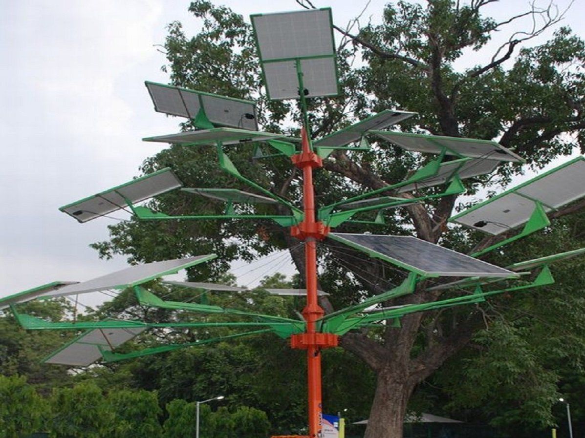 Solar Tree in Varanasi Parks: वाराणसी के सभी पार्क अब सोलर ट्री से होंगे रोशन, इस पार्क से होगा आगाज