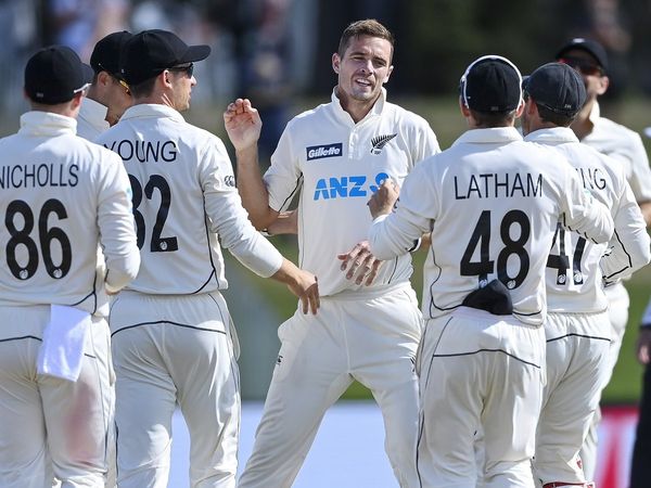 tim southee completes 300 test wickets