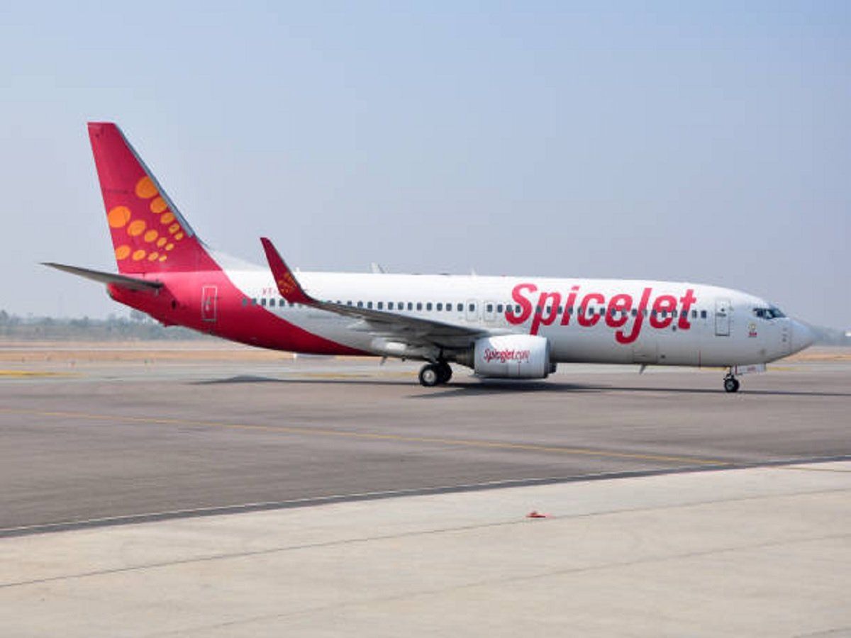 स्पाइसजेट विमान हादसा: सिंधिया ने दी जानकारी, डीजीसीए ने शुरू की जांच