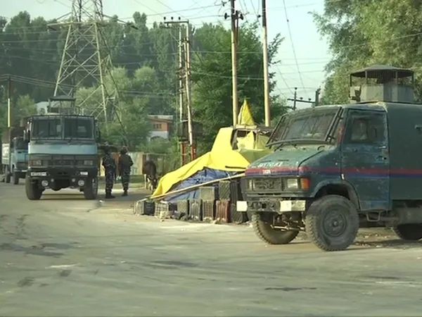 Jammu Kashmir: Two local terrorists belonging to Lashkar-e-Taiba killed