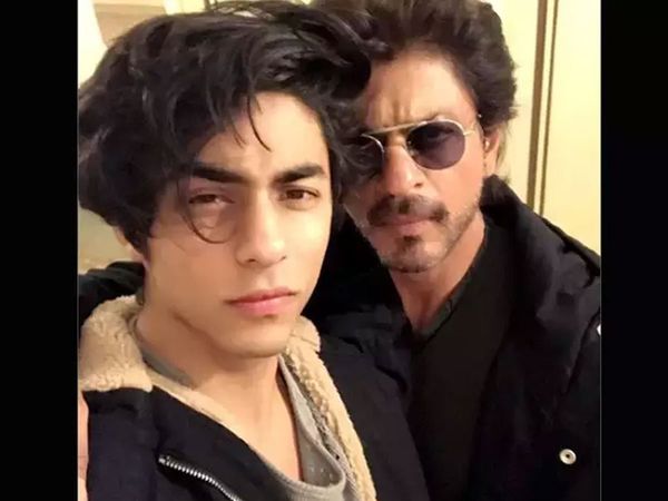 Shah Rukh Khan with Son Aaryan Khan