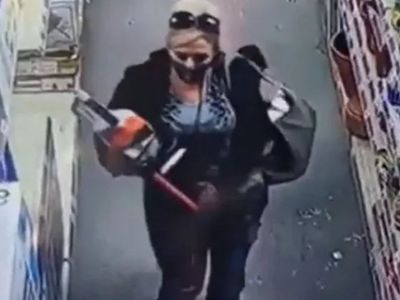 woman attempt to steal chainsaw by hiding it in her pants Hilarious Video Goes Viral woman attempt to steal chainsaw by hiding it in her pants Hilarious Video Goes Viral