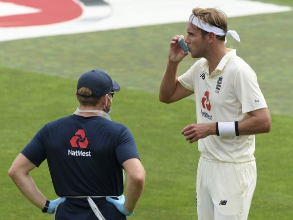 stuart broad using inhaler during the match