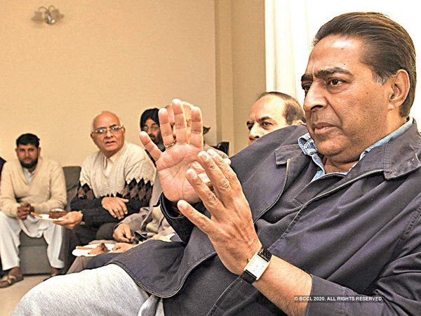 Congress party state president Subhash Chopra resigns