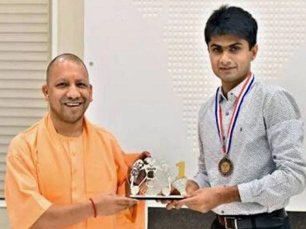 Lockdown 4 guidelines guidelines for Noida: नोएडा- ग्रेटर नोएडा के लिए जारी की गई गाइडलाइंस, पढ़ें क्या है खास