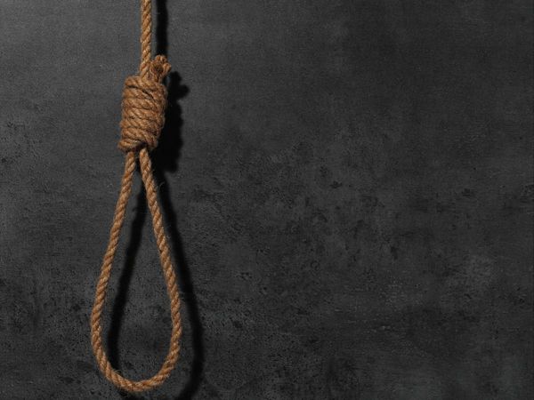 Delhi Police constable commits suicide