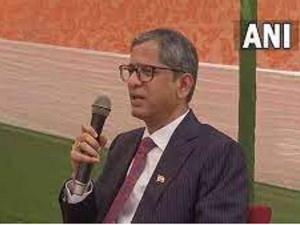 'ये आपका हक है', 50 फीसदी आरक्षण पर महिलाओं से बोले CJI