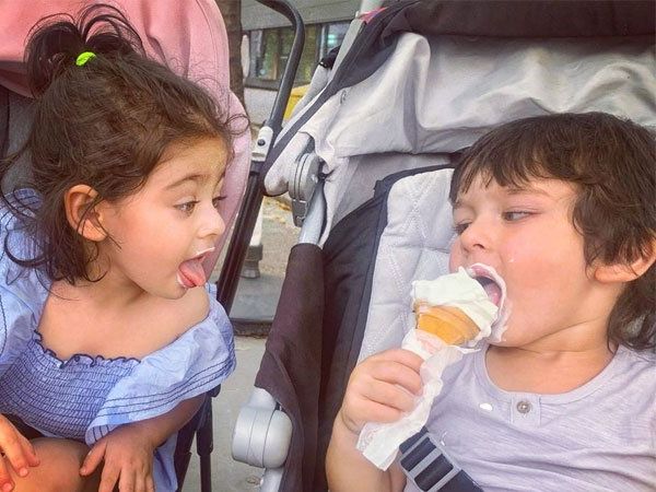 Inaaya Naumi Kemmu Taimur Ali Khan