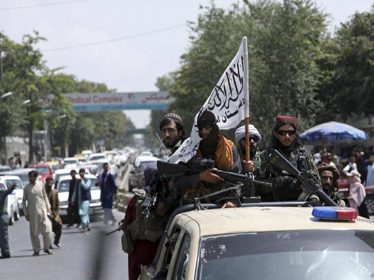 Afghanistan में 2 दशकों बाद फिर से Taliban राज, 20 वर्षों में क्या-क्या हुआ? जानिये पूरी कहानी