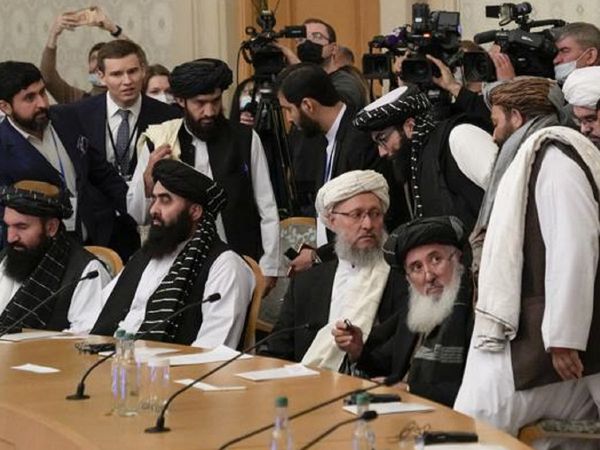 मास्‍को में अफगानिस्‍तान पर आयोजित अंतरराष्‍ट्रीय सम्‍मेलन में तालिबान के प्रतिनिधि