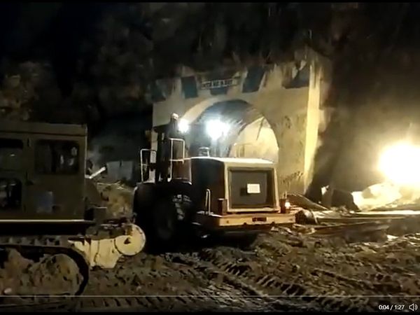  Uttarakhand disaster: No headway in tunnel, 32 dead 197 still missing