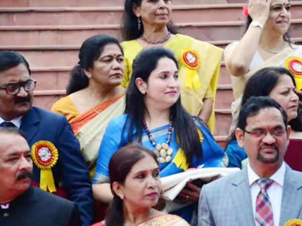 69000 Shikshak Bharti UP Assistant Teacher recruitment 2020 registration start from monday 18 may 2020