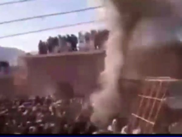 पाकिस्‍तान : मंदिर में तोड़फोड़ को लेकर अब तक 55 गिरफ्तार, FIR में हैं 350 लोगों के नाम