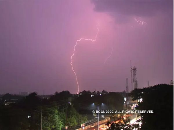 Bihar 83 people died due to thunderstorms